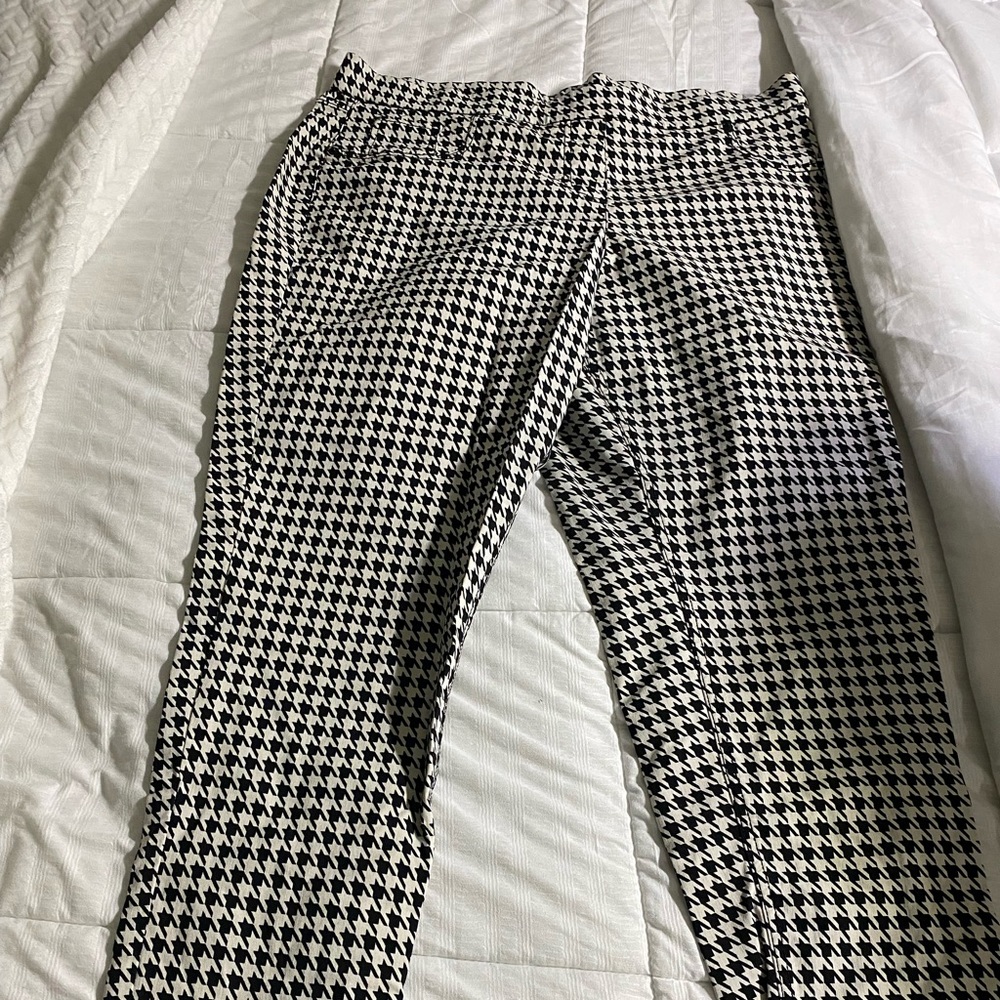 Business casual pant. Semi stretch size19